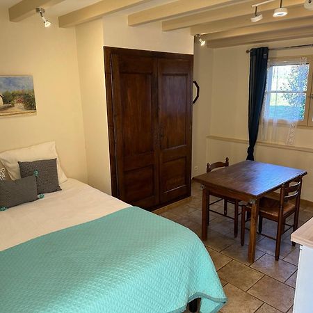 Chambres D'Hotes Du Puy D'Anche Sauzé-Vaussais Exterior foto